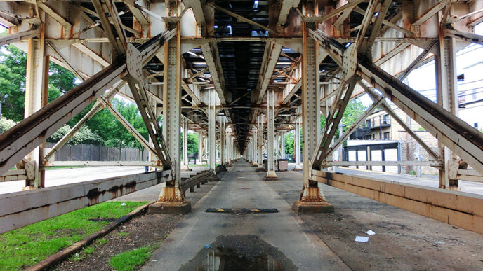 Elevated train tracks in Chicago