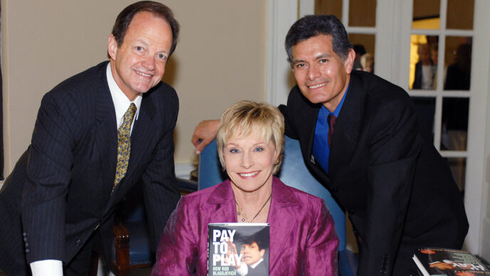 Denny Cummings with WTTW journalists Elizabeth Brackett and Phil Ponce of 'Chicago Tonight'