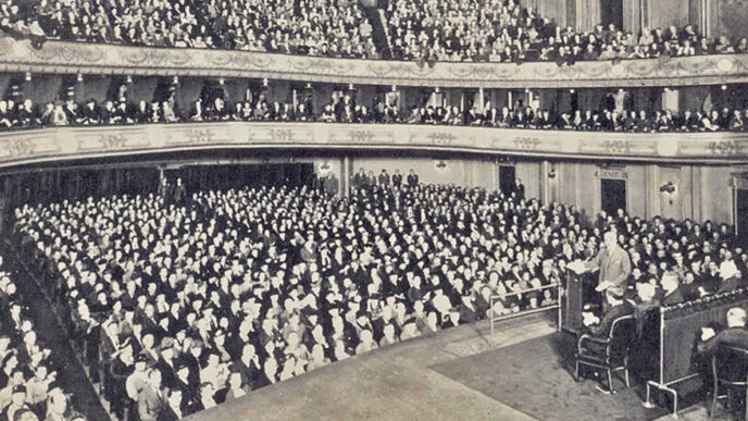 Interior of Chicago's Orchestra Hall